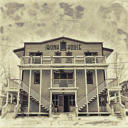 The Bunkhouse Hotel Dawson City Exterior foto