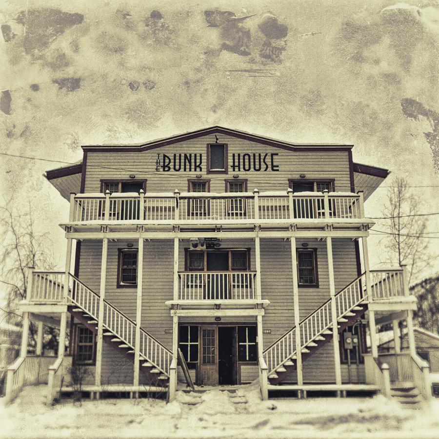 The Bunkhouse Hotel Dawson City Exterior foto